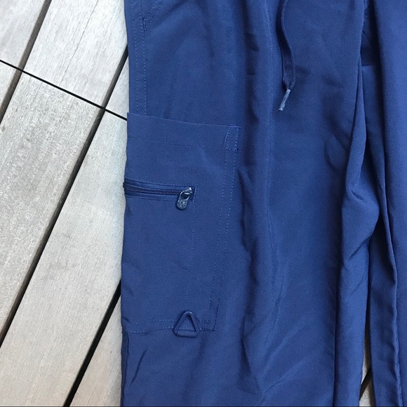 ACTIVATE by Med Couture Navy 4-Way Energy Stretch - Picture 3 of 8